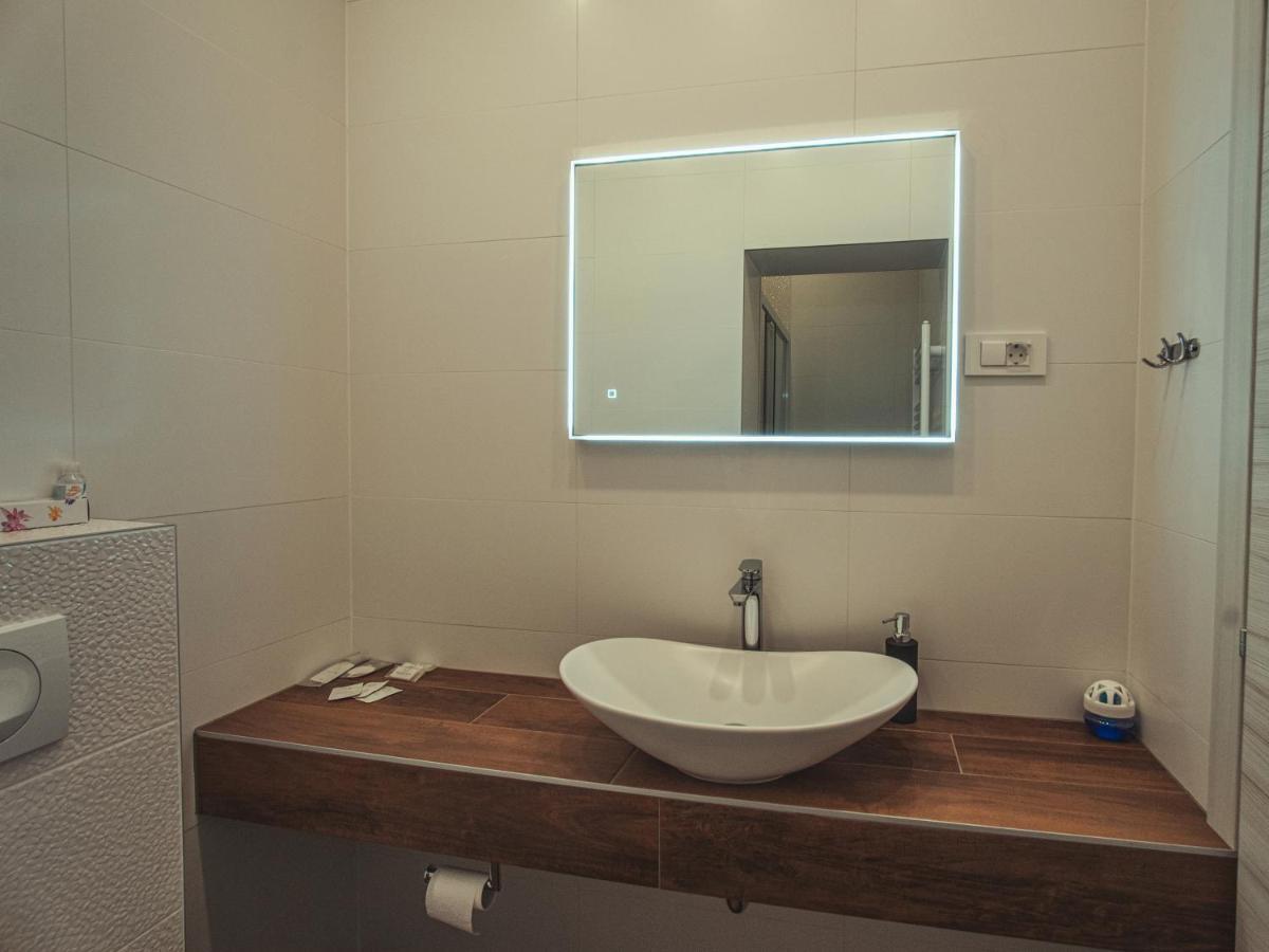Apartmani Infinity Osijek Exteriér fotografie