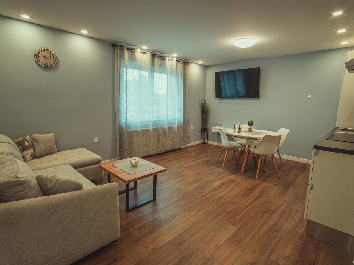 Apartmani Infinity Osijek Exteriér fotografie